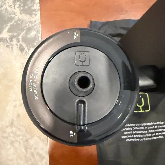 ERA 40 oz tumbler with handle and straw new - Picture 8 of 10